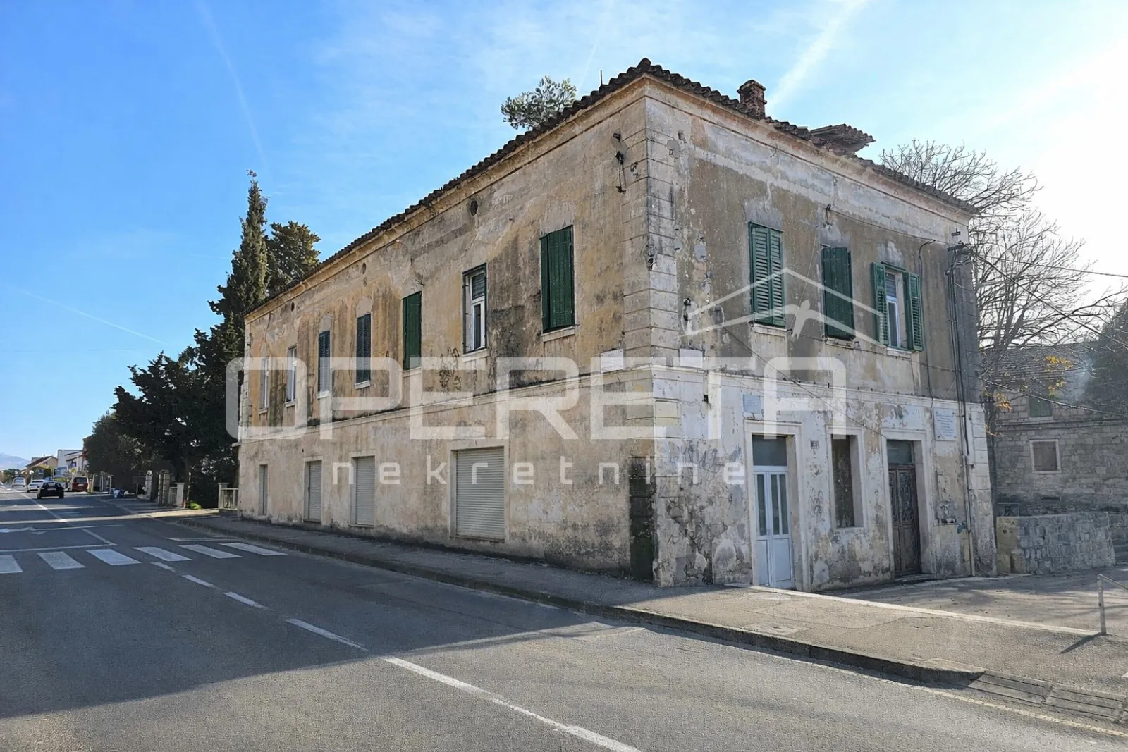 ulični poslovni prostori uz glavnu cestu, kaštel gomilica - slika 11