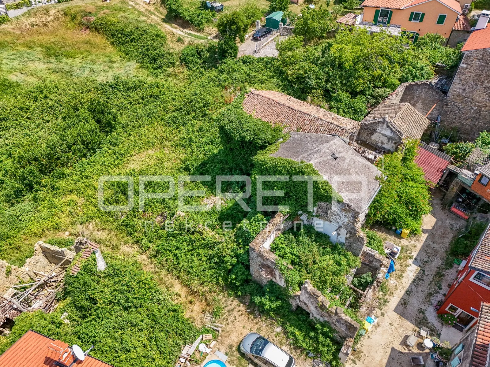 momjan, momjan, 592,00 m2, 99.000,00 eur - slika 9