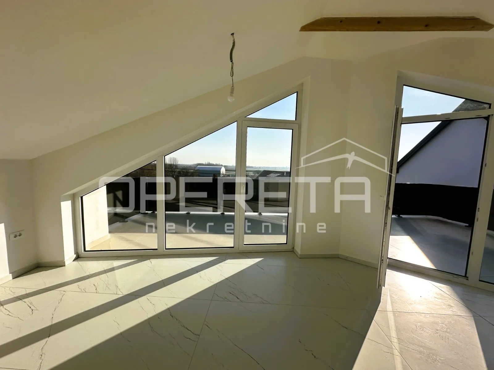 Prodaja, Stan, Kućan Marof, Marofska ulica , 4s, 143m2