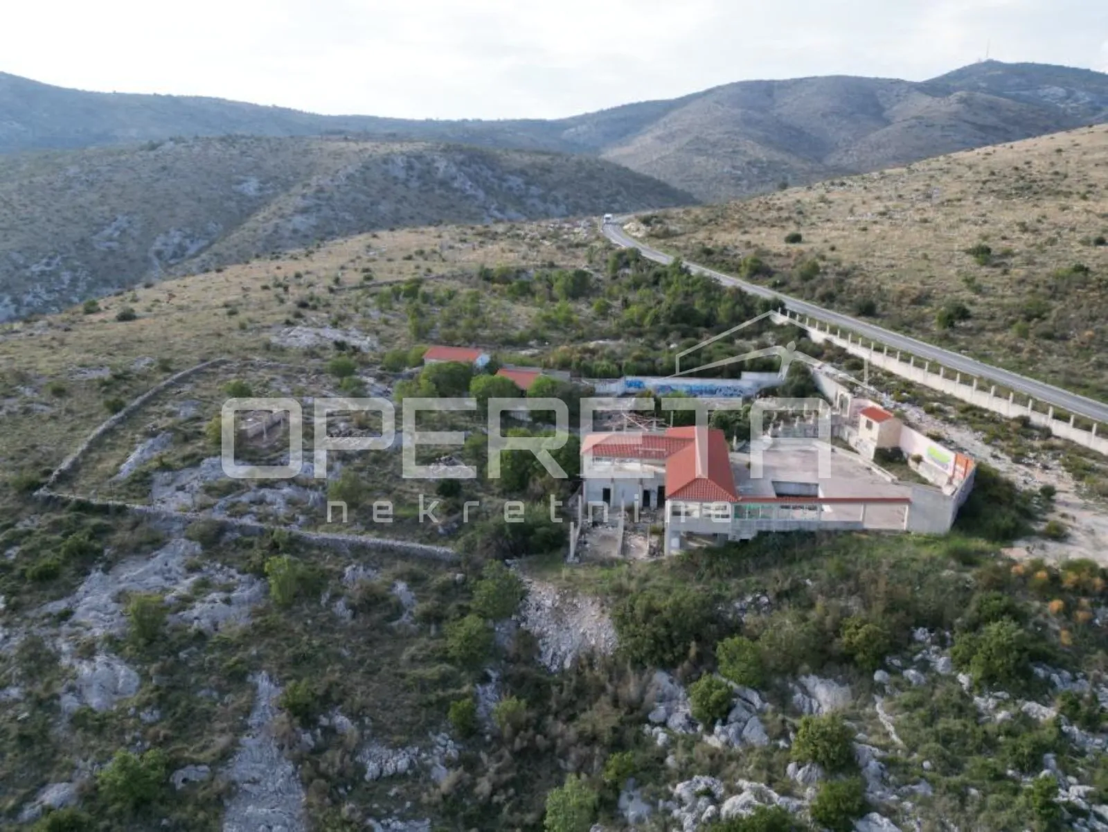 trogir, plano, građevinsko zemljište sa pogledom na zaljev - slika 10