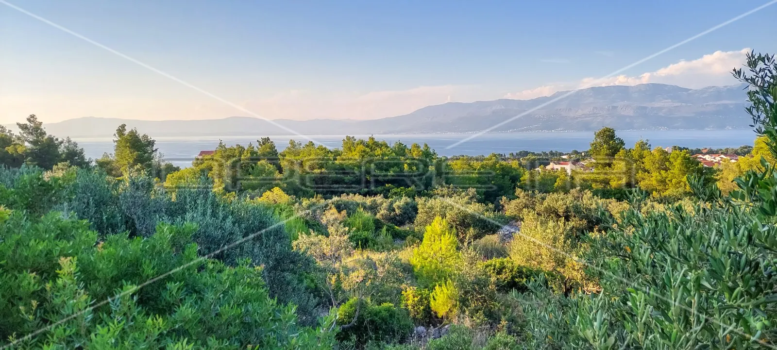 zemljište, supetar otok brač, pogled na more i idejni projekt za 4 luksuzne vile - slika 8