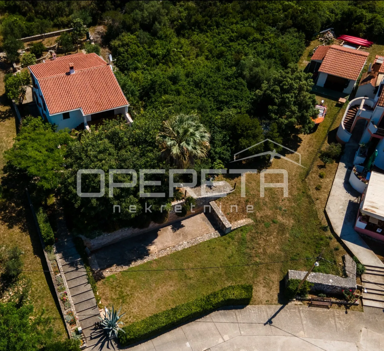 prvi red do mora – kuća sa prekrasnom okućnicom, molat - slika 9