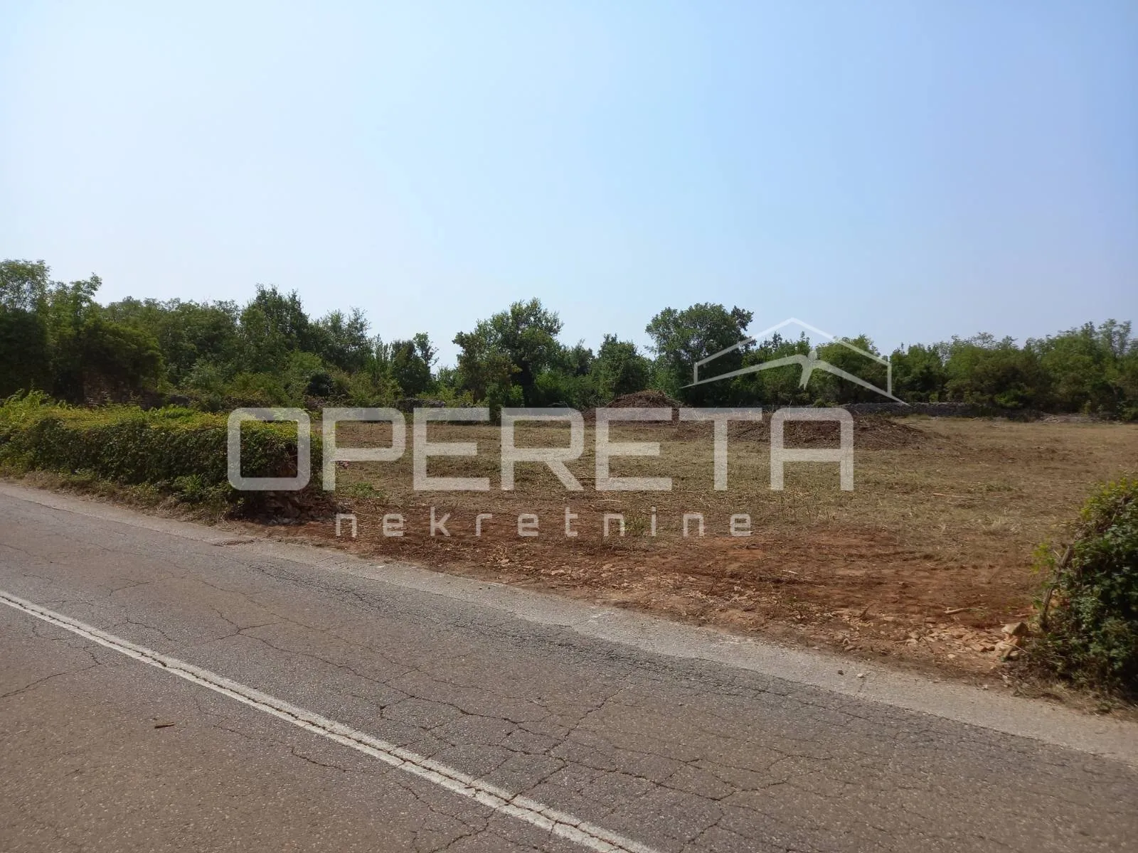 građevinski teren 380 m² u pinezićima (struja, voda, uredan put i vlasništvo) - slika 2