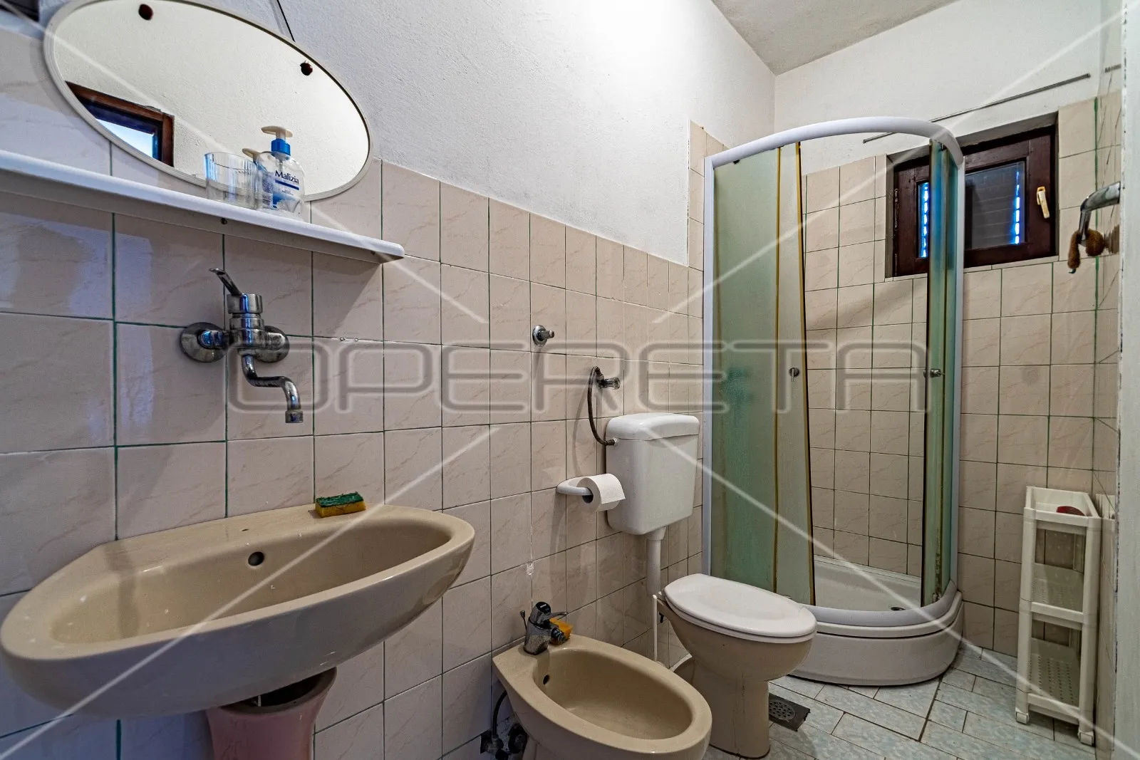 kuća sa 7 apartmana, 250 m do mora, lumbarda - slika 27
