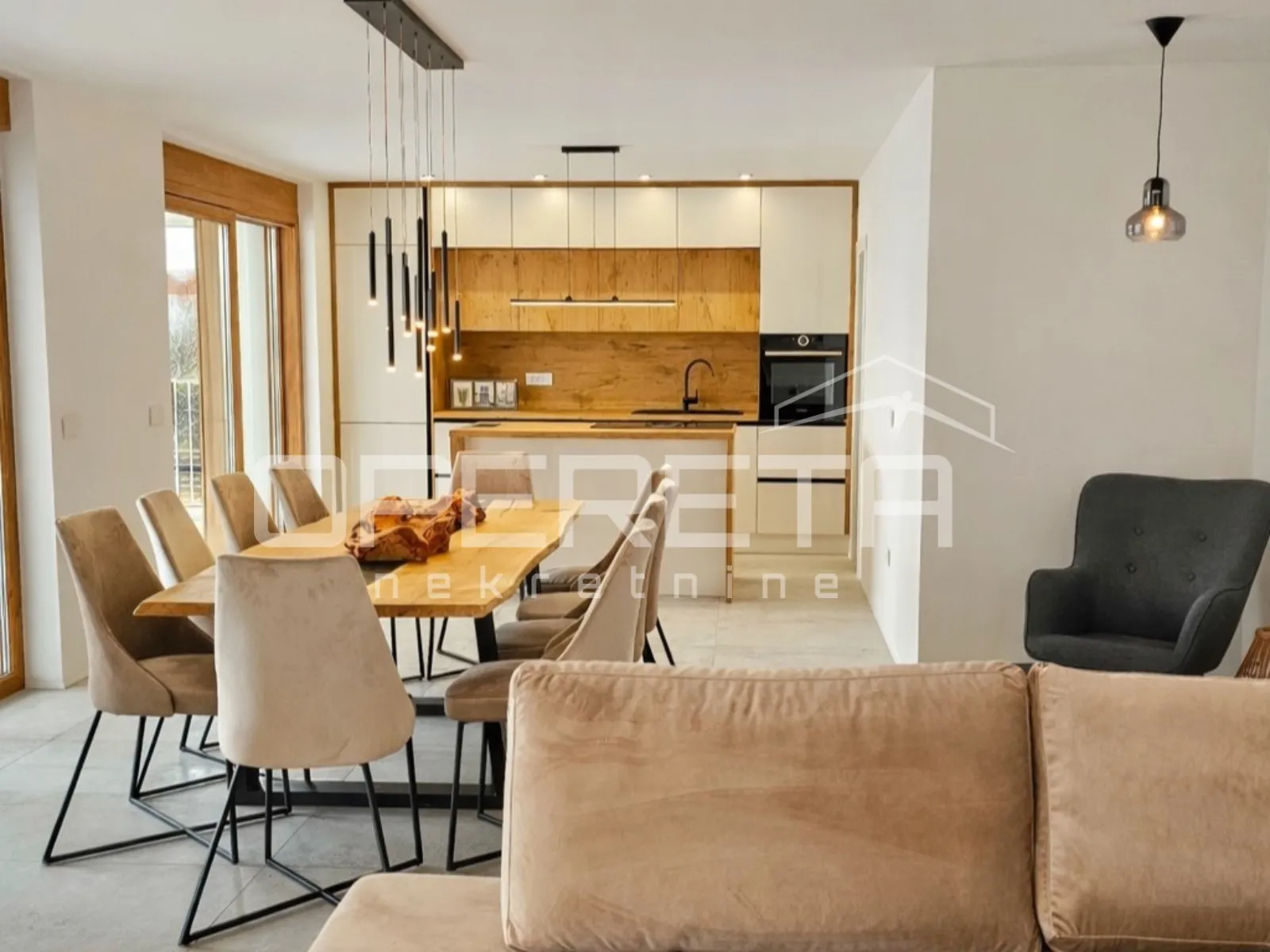 kaštel novi – moderna vila s bazenom i krovnom terasom, novogradnja - slika 10