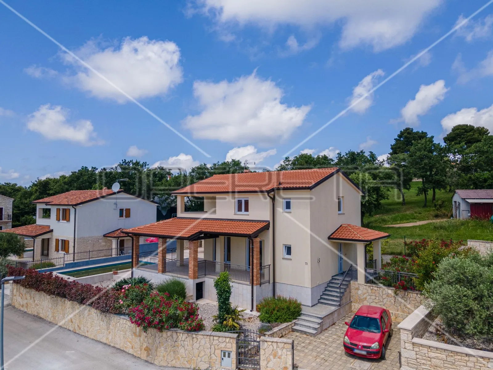 istra, kaštelir - kuća s bazenom i pogledom na more - slika 2
