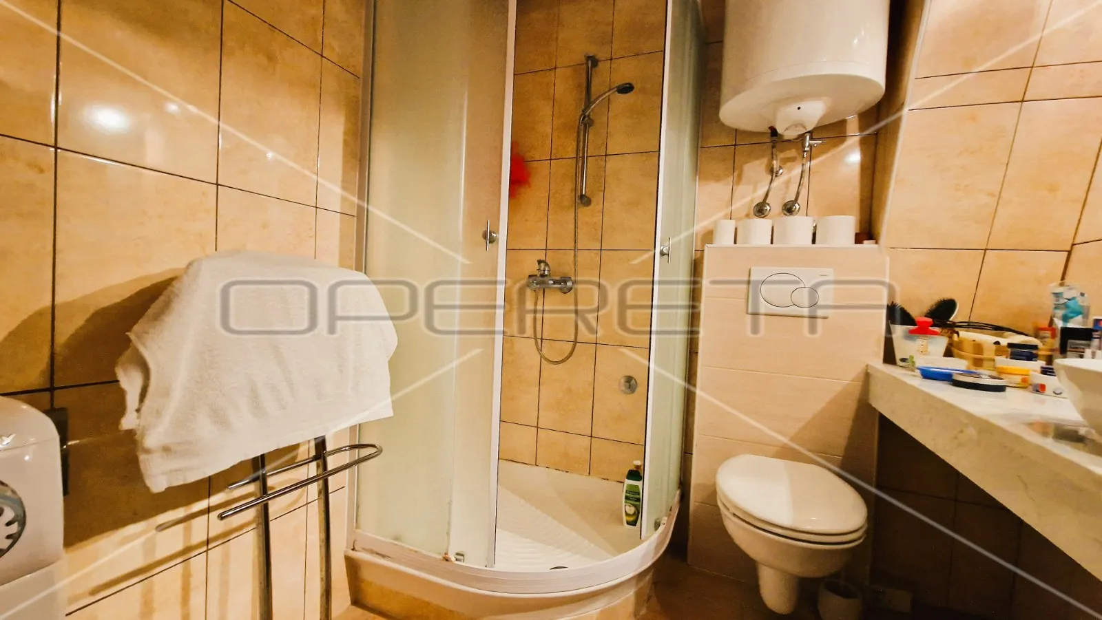 kamena kuća, 2 stambene jedinice, garaža, terasa, dvorište,127 m2, krk - slika 12