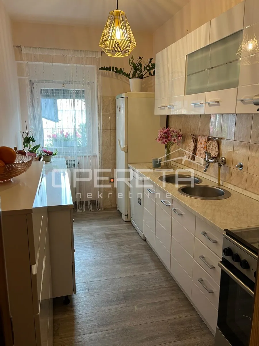 prodaja, kuća, zagreb, črnomerec, novouređena kuća s poslovnim prostorom - slika 17
