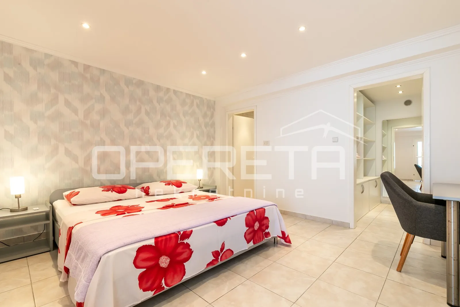 luksuzna kuća s 3 apartmana i pogledom na more - slika 9
