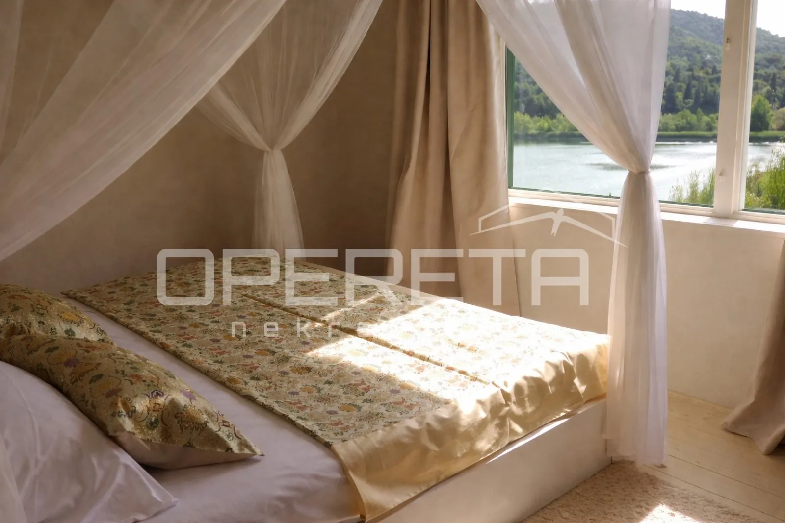 penthouse na samoj obali baćinkih jezera, baćina, ploče - slika 9