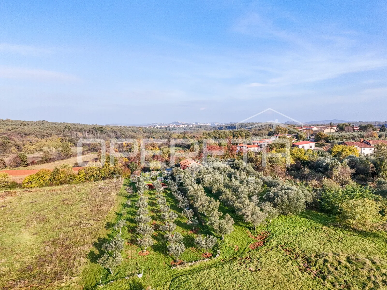 istra, lovrečica- građevinsko zemljište 683 m2 - slika 4