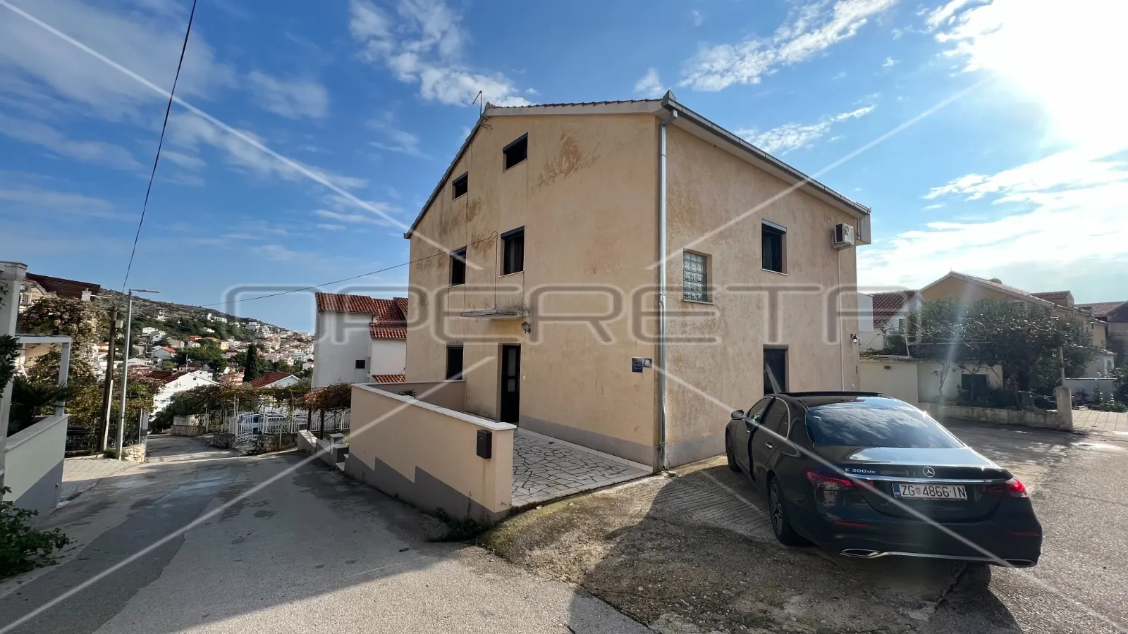 apartmanski objekt na otoku čiovu, uvala mavarčica , 150 metara od mora - slika 16