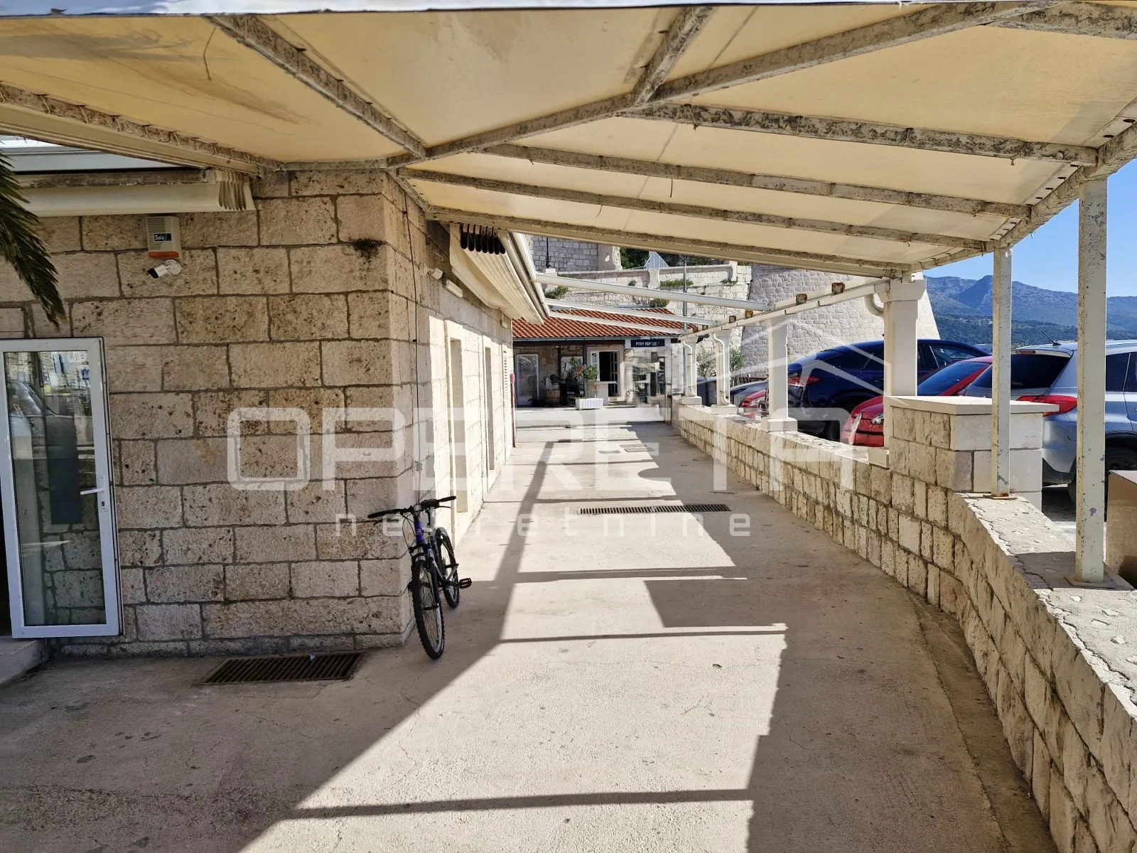 poslovni prostor 175 m2 - centar korčule uz more - slika 11