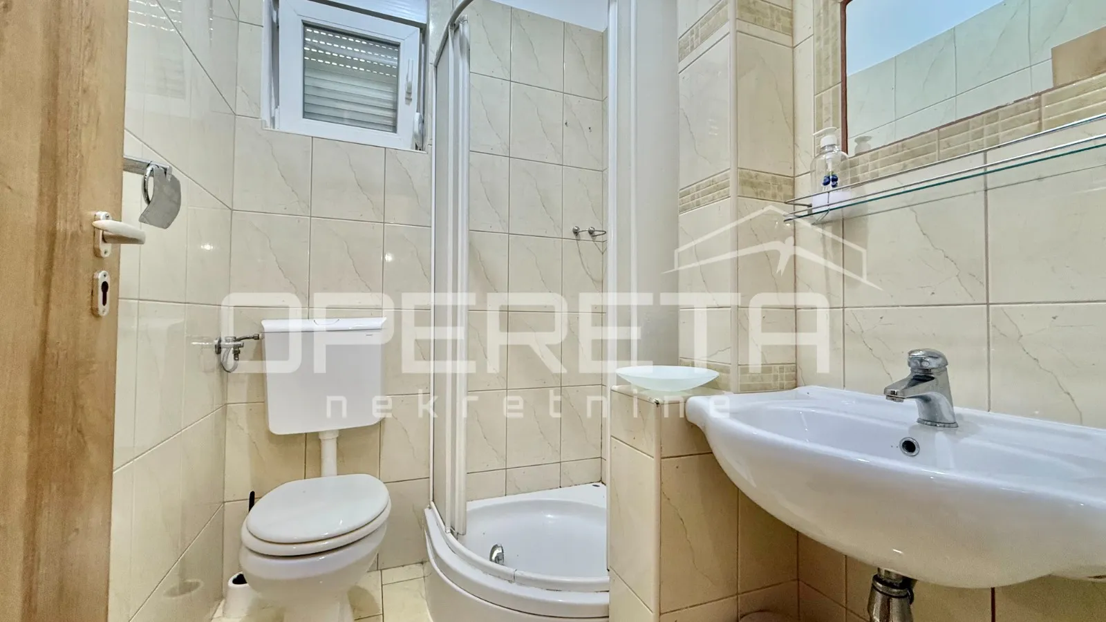 novalja – dvojna kuća s 2 trosobna apartmana i dvorištem - slika 25