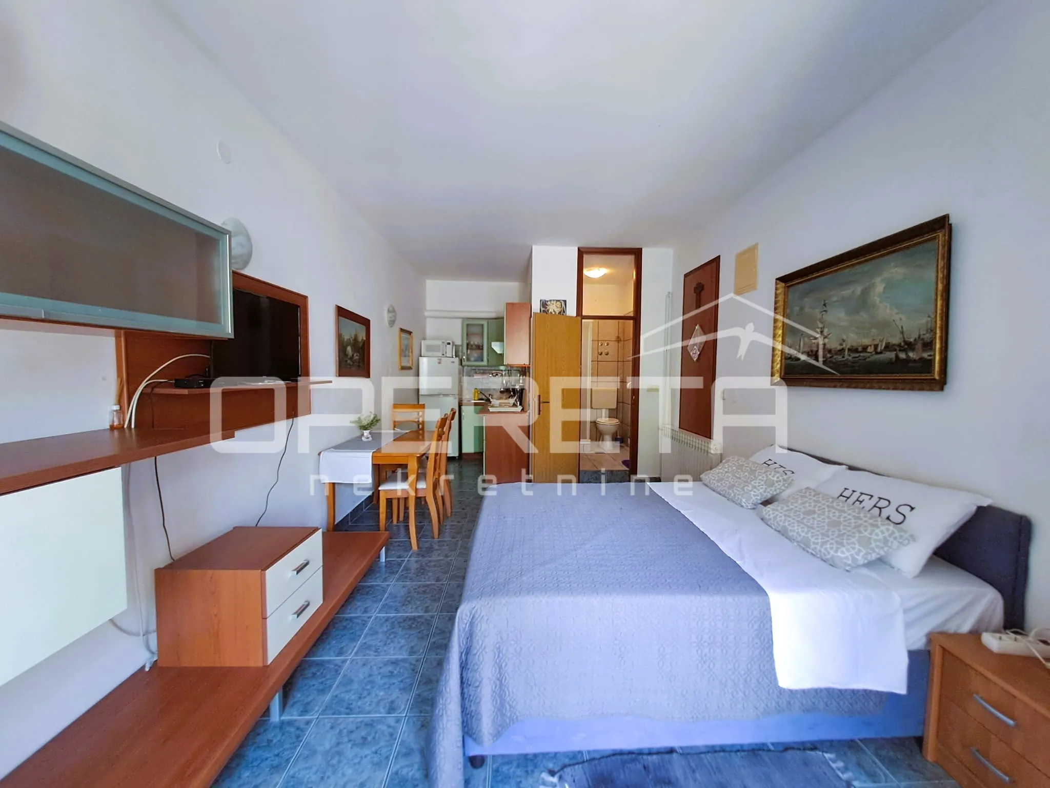 top investicija u dalmaciji: 4 apartmana + dvorište + projekt – 50 m od mora - slika 16