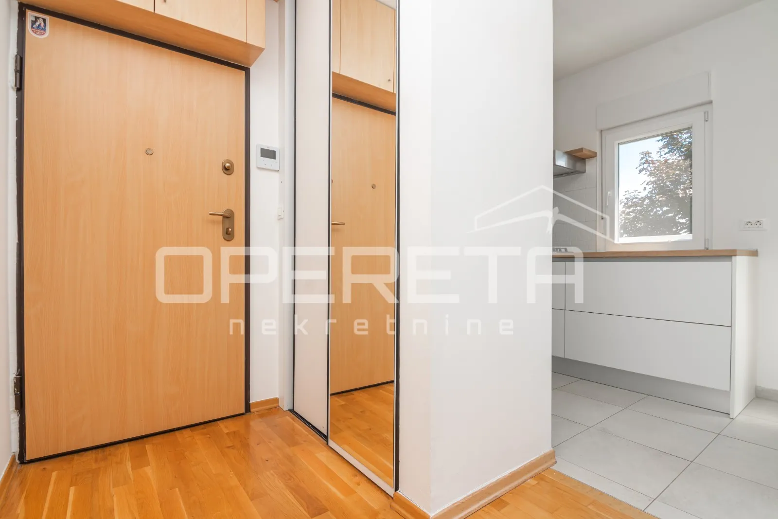 najam, g.bukovac, 4s stan s 2 parkinga, 110 m2 nkp - slika 23