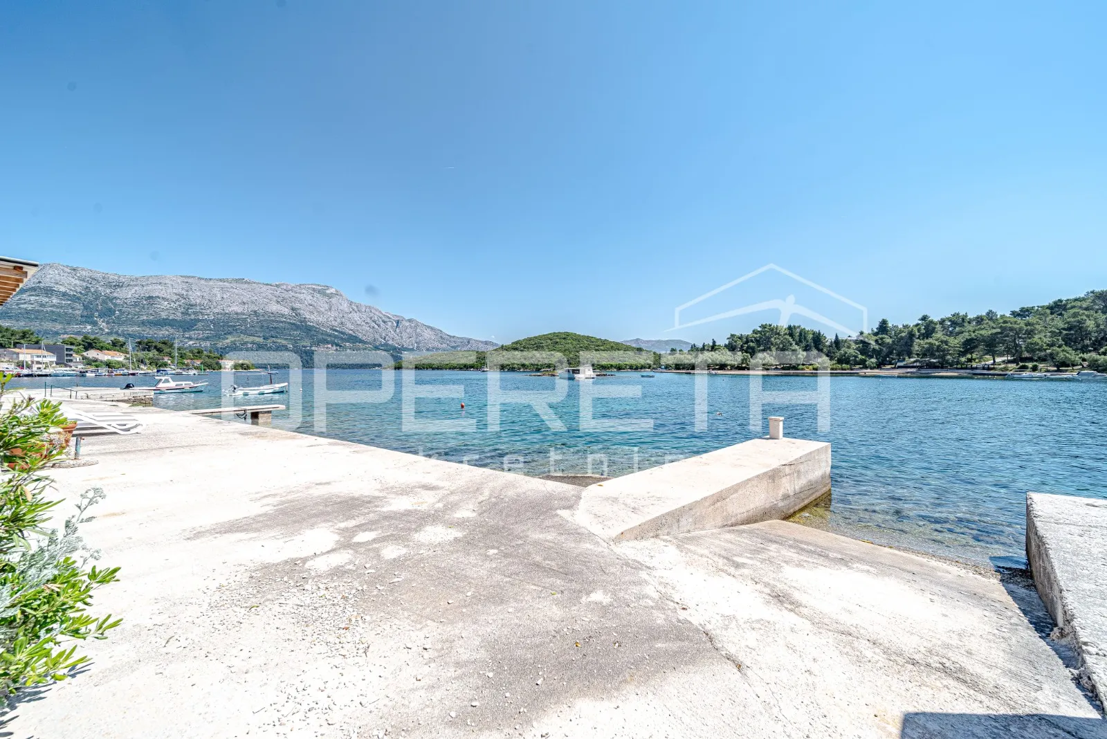 dvije jedinice prvi red do mora, terasa i vrt, korčula - slika 40