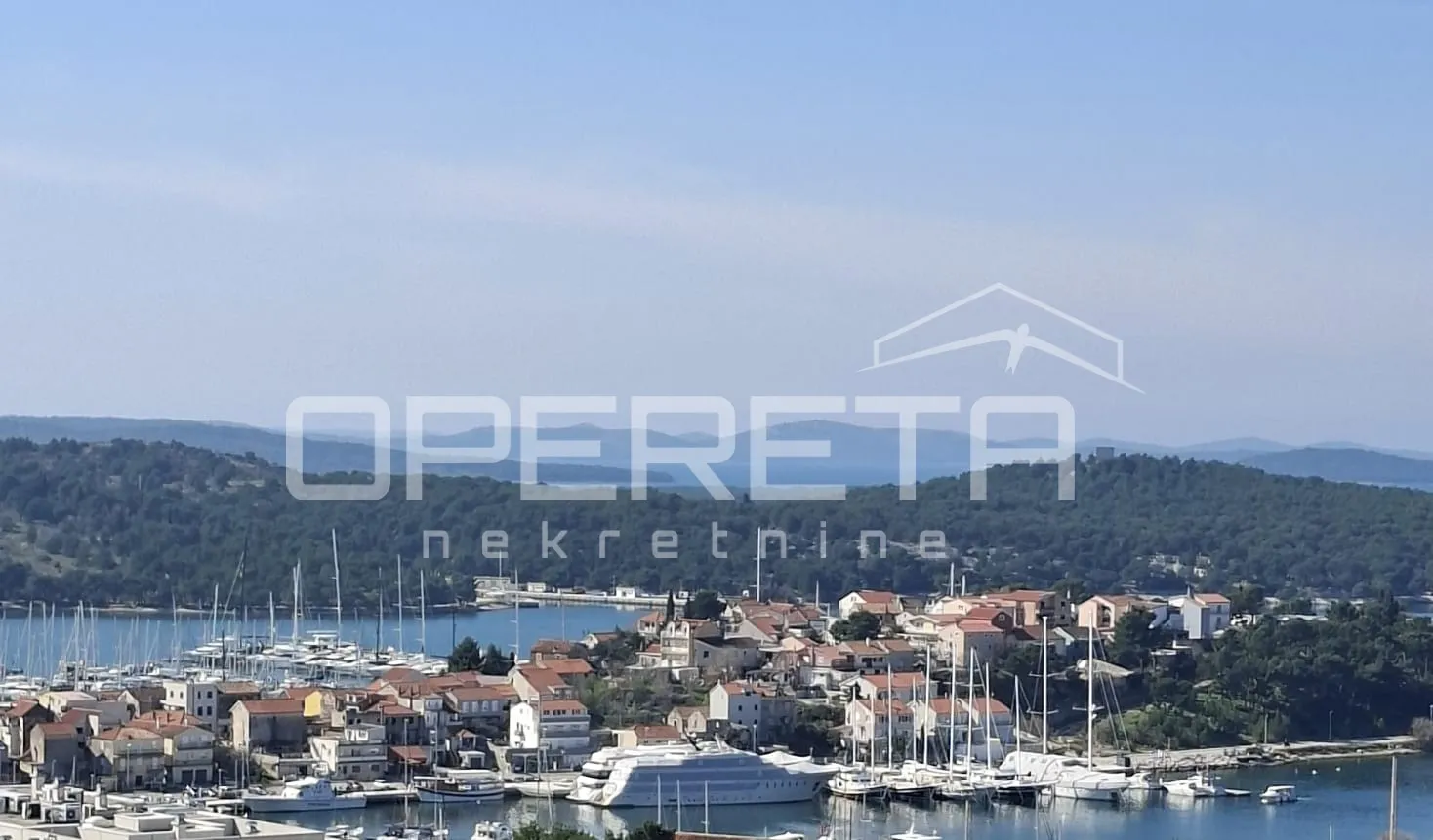 Šibenik, Mandalina - kuća (61m2) s pogledom na marinu