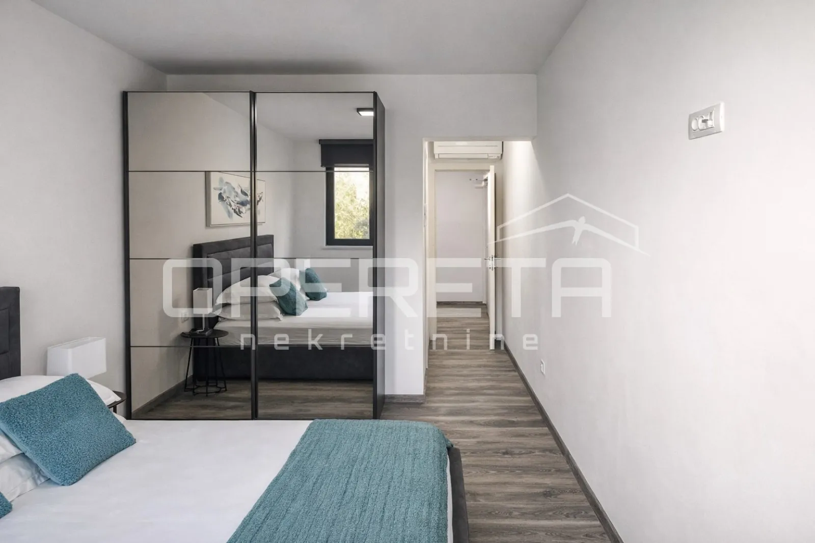 žrnovska banja, korčula, stan 125 m2, pogled na more, garaža - slika 17