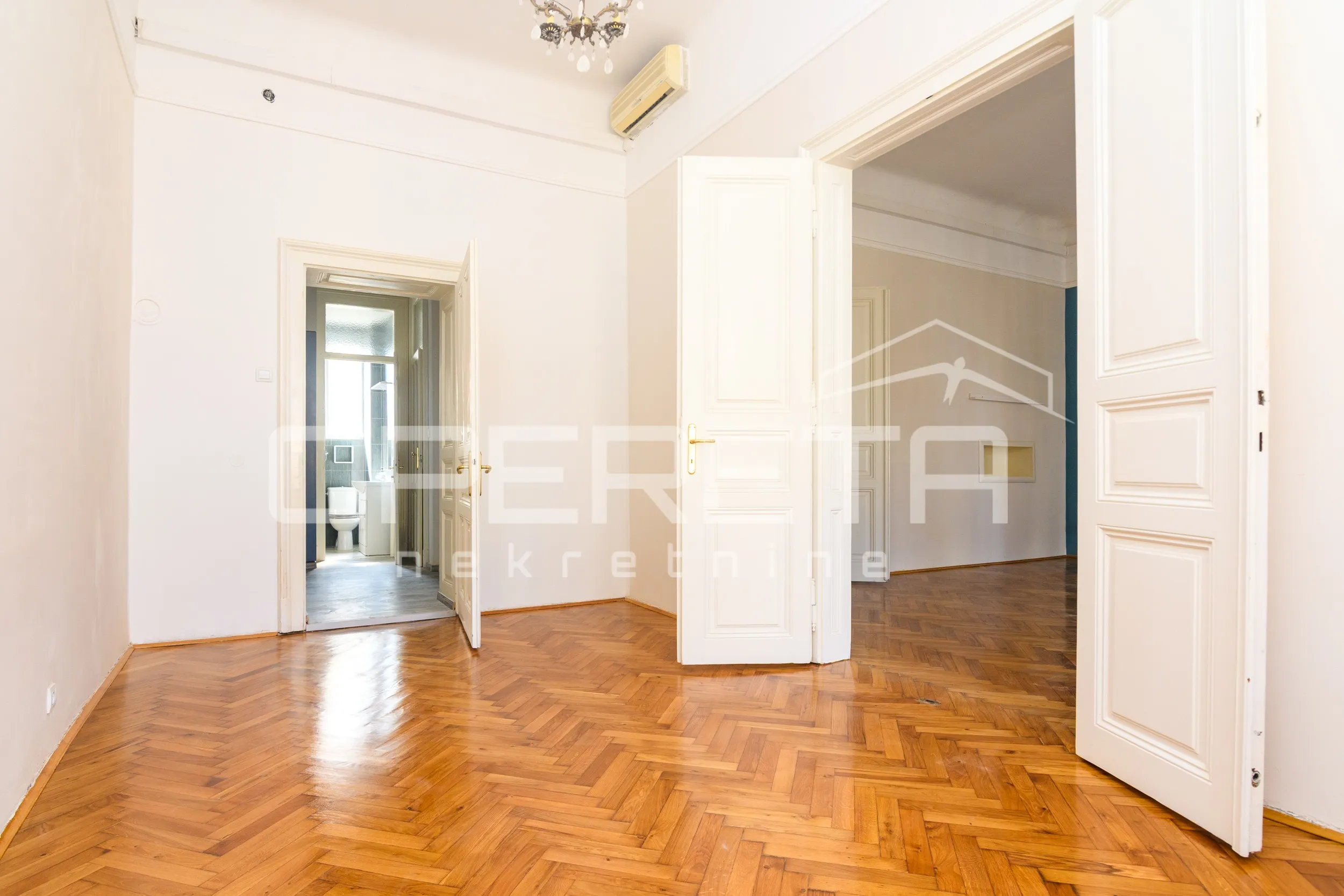 stan, prodaja, strogi centar, 130 m2. - slika 8