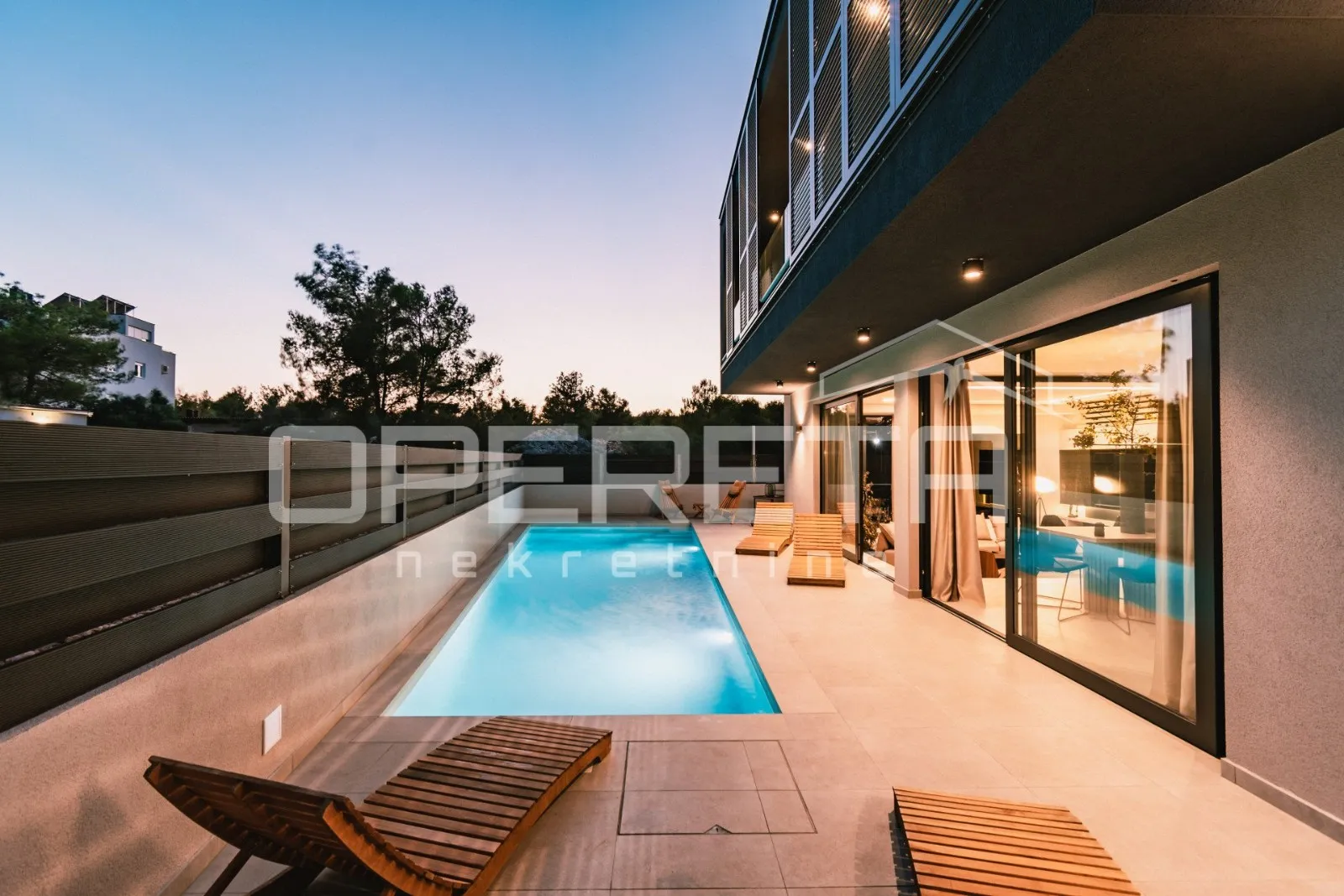 *** vodice - moderna vila s bazenom *** - slika 3