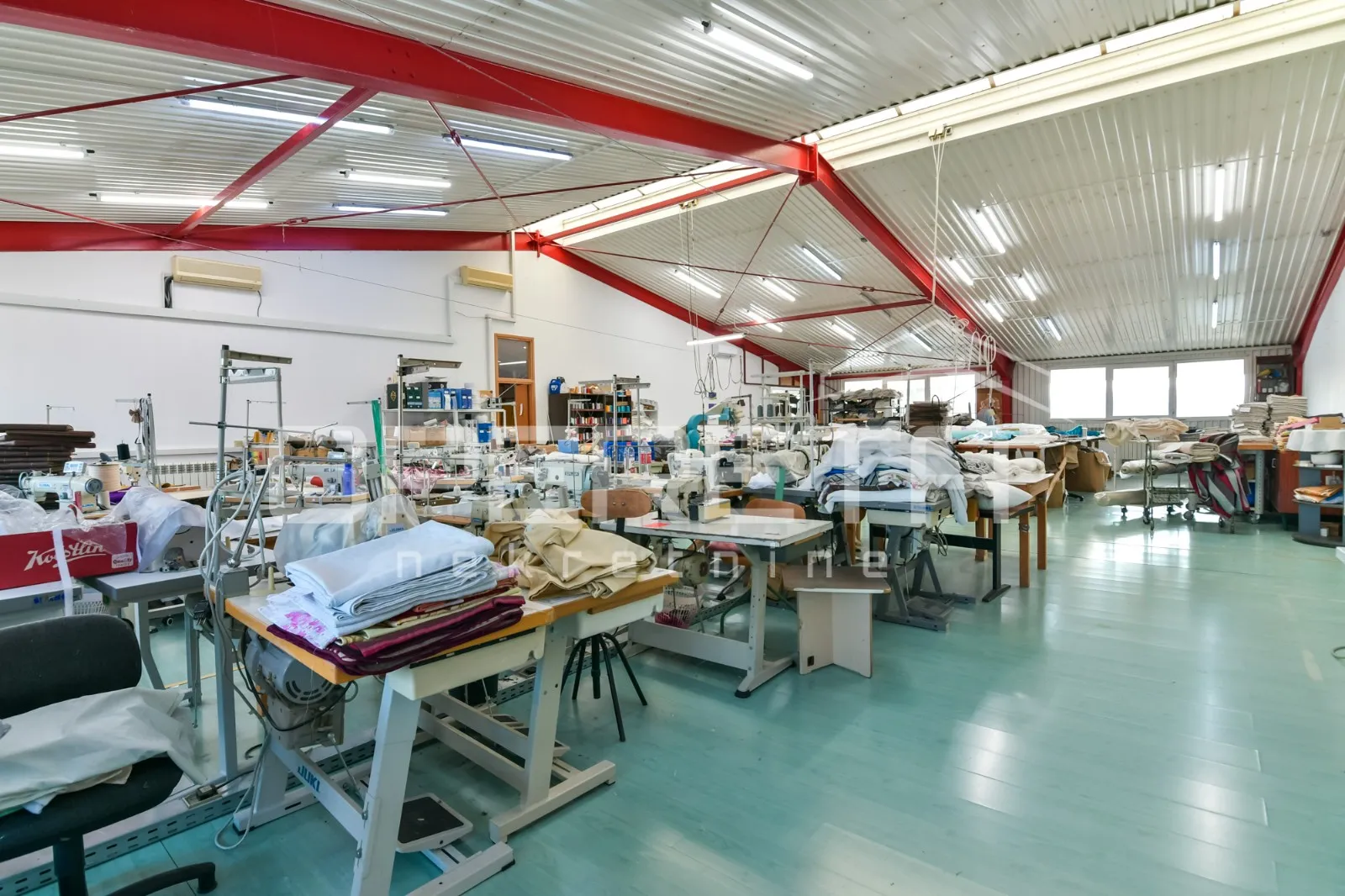 prodaja, poslovna zgrada, karlovac okolica, lug 74, 700m2 - slika 40