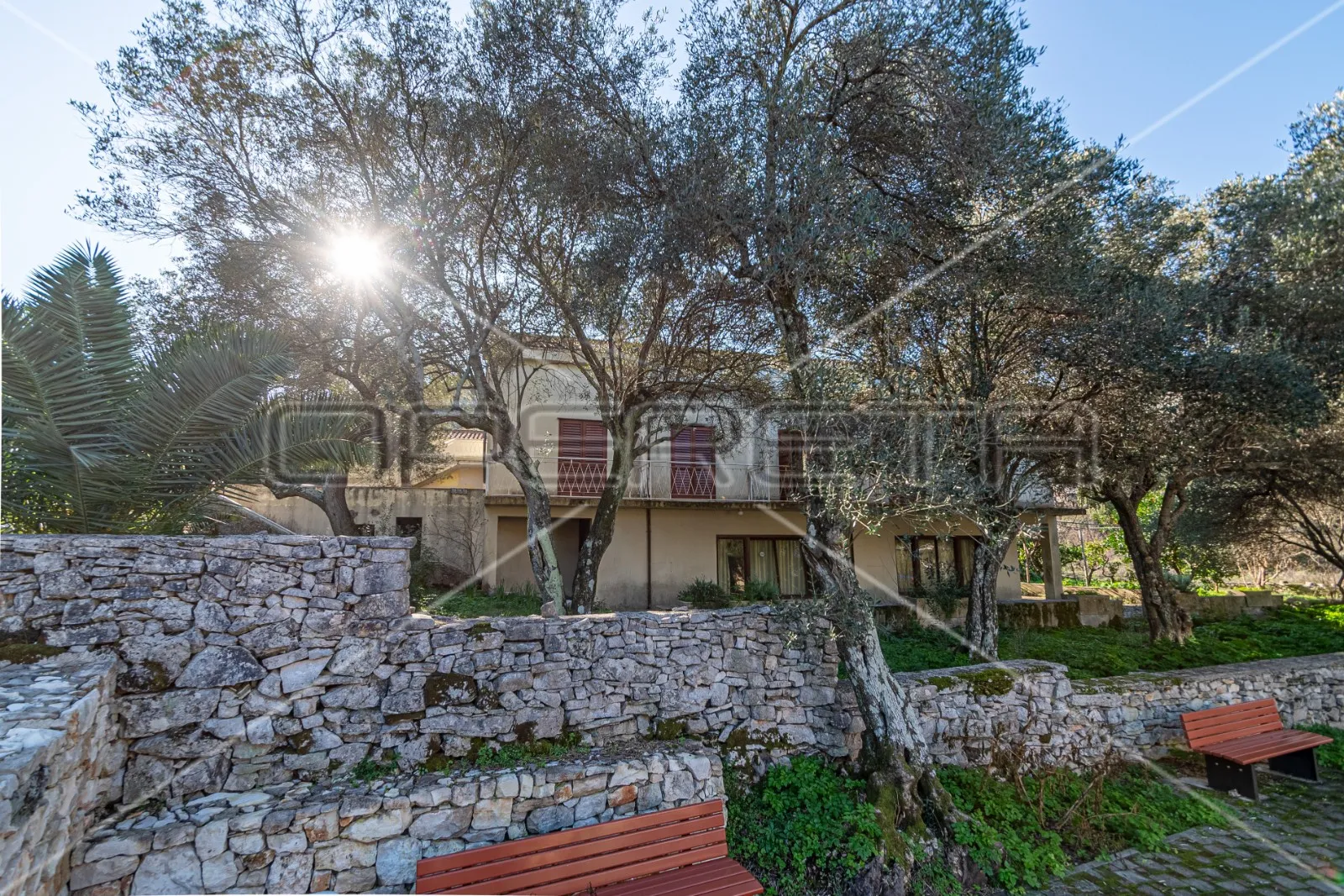 investicija, kuća sa poslovnim prostorom, žrnovska banja, otok korčula - slika 19