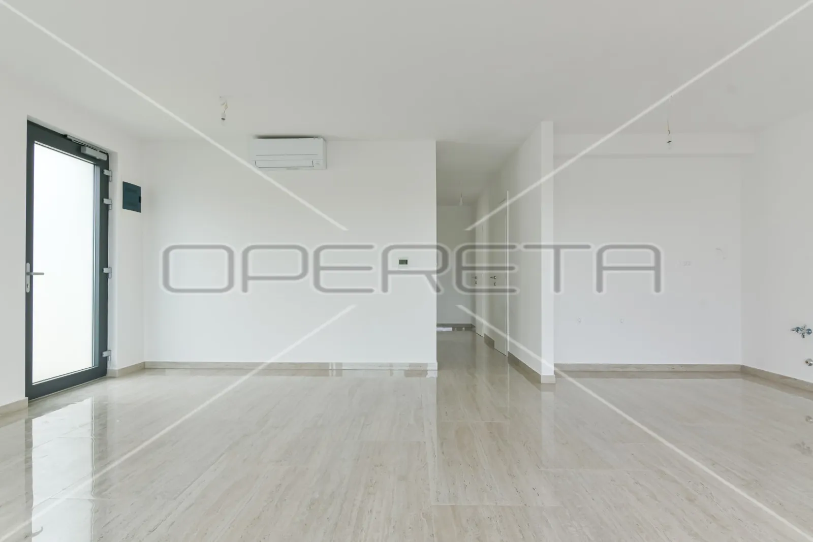 vrhunska novogradnja u murteru blizu mora i centra, 109 m2 - slika 8
