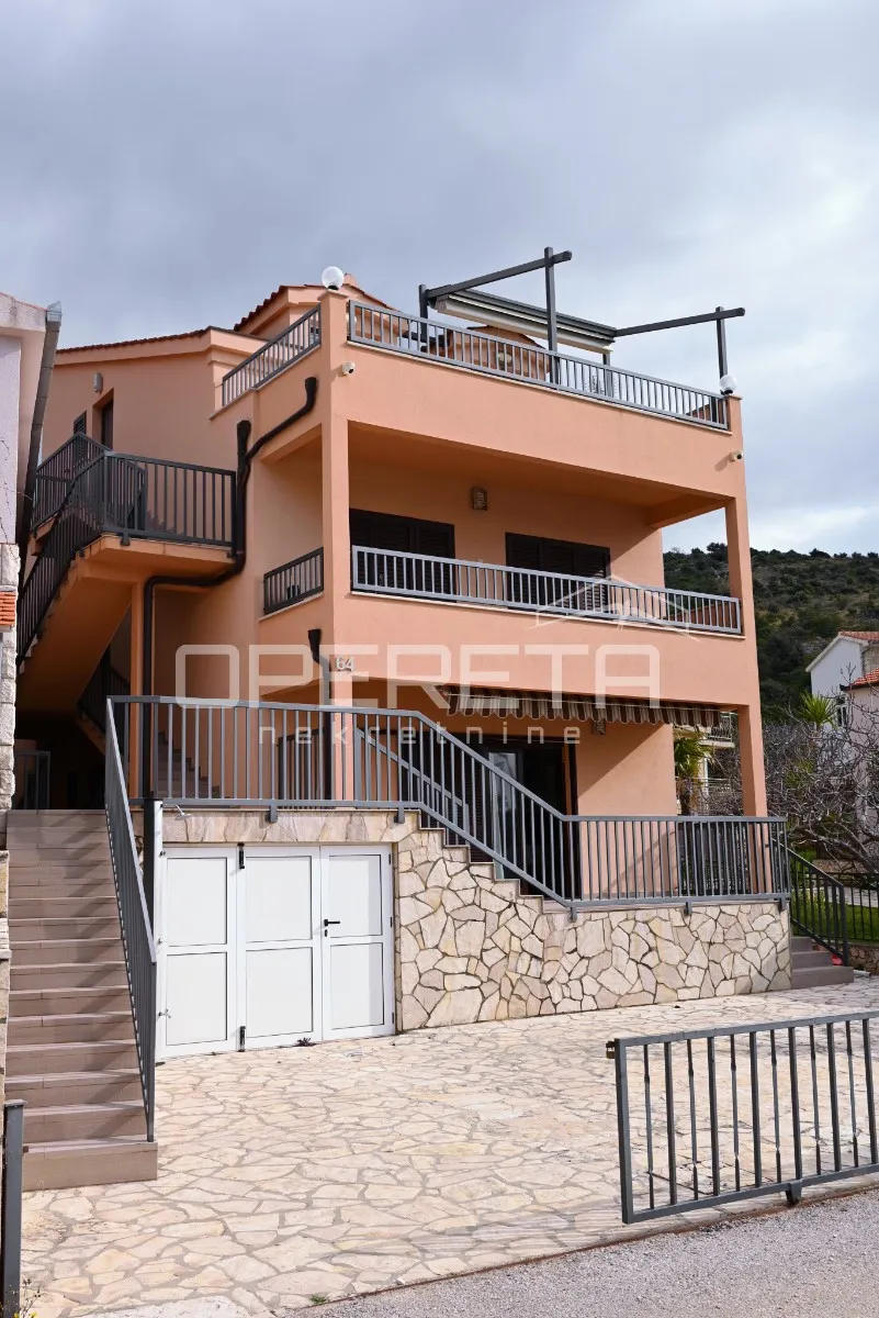 prvi red do mora, kuća s 4 apartmana, zatoglav - slika 13