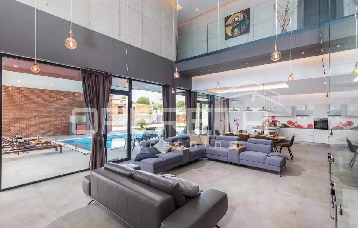 luksuzna smart home villa s pogledom na more i infinity bazenom - slika 7