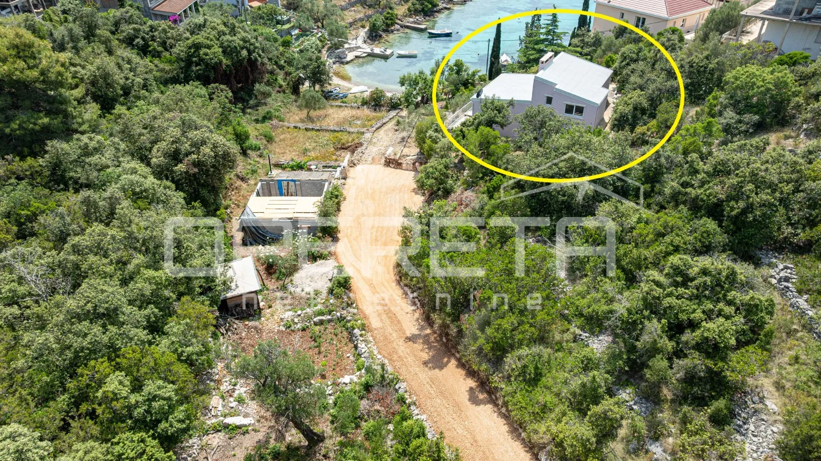 kuća prvi red do mora - uvala stračićica, korčula - slika 24
