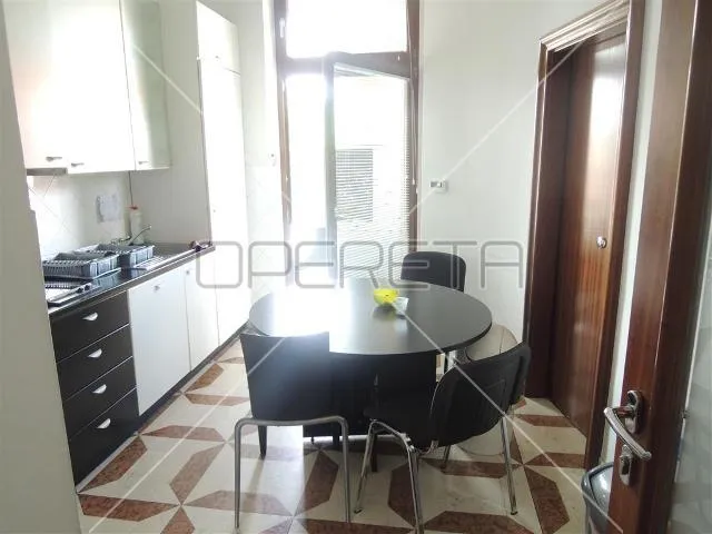 najam, ured, centar, trg žrtava fašizma, 390m2 - slika 5