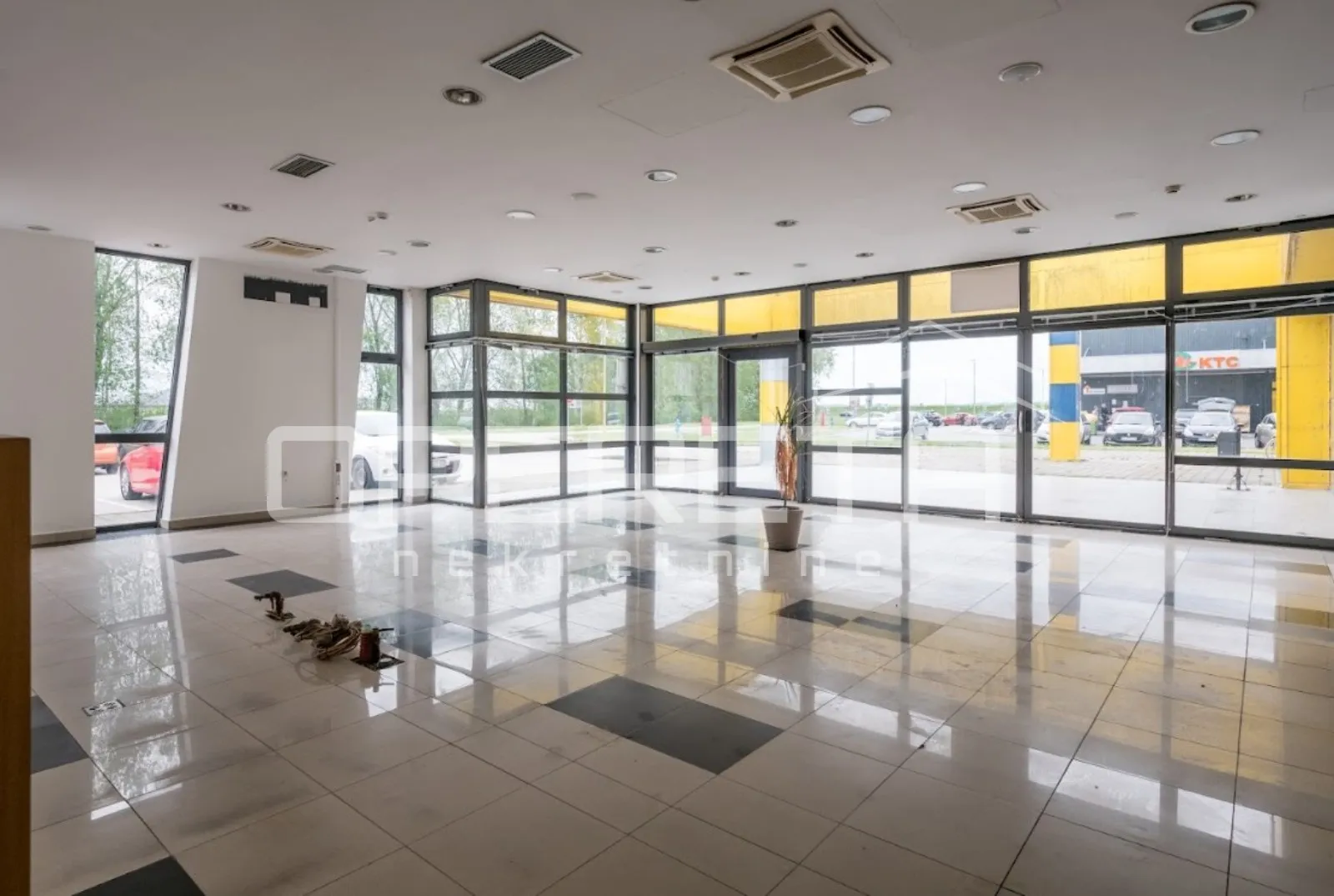 ulica zrinskih , zgrada, 3.000.000,00 eur - slika 19