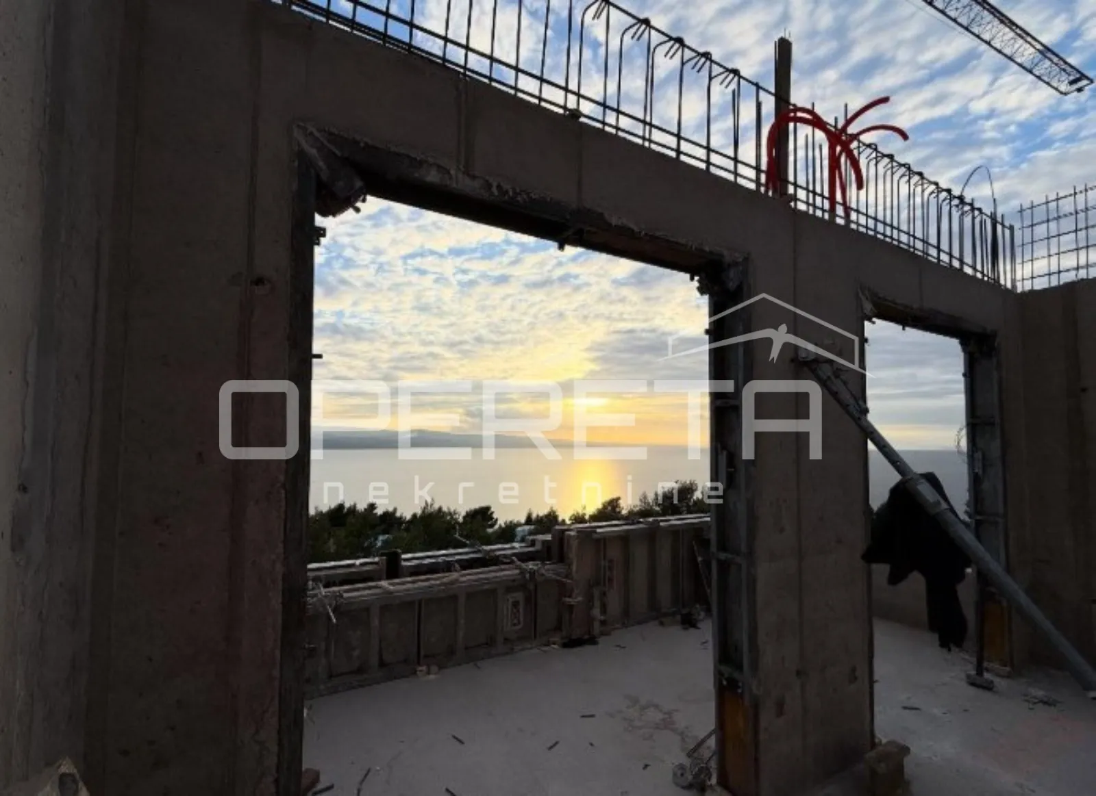 novogradnja s liftom, dvosoban stan i balkon, omiš - slika 17