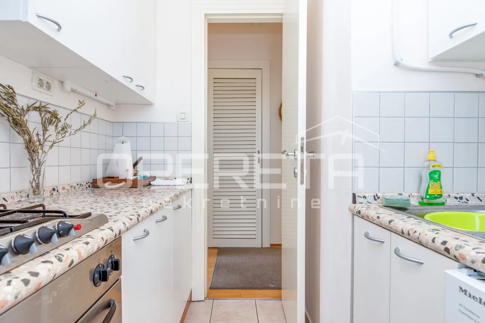 prodaja, stan, tuskanac, 44m2, terasa. - slika 8