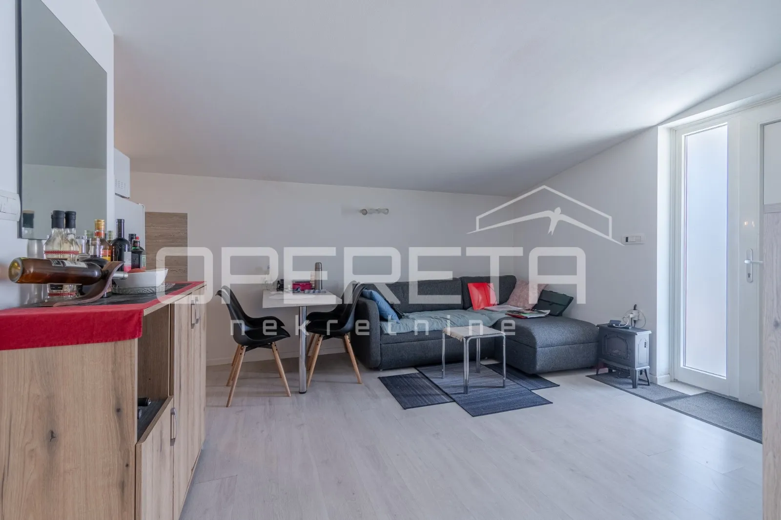 istra, tinjan- kuća s dva stana - slika 5