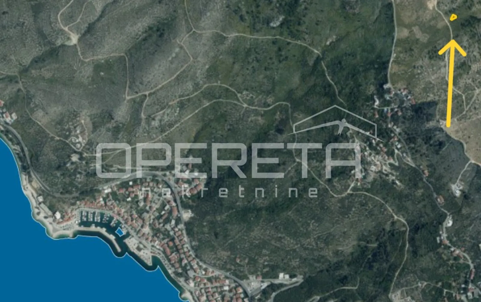 Podgora - poljoprivredno zemljište s panoramskim pogledom