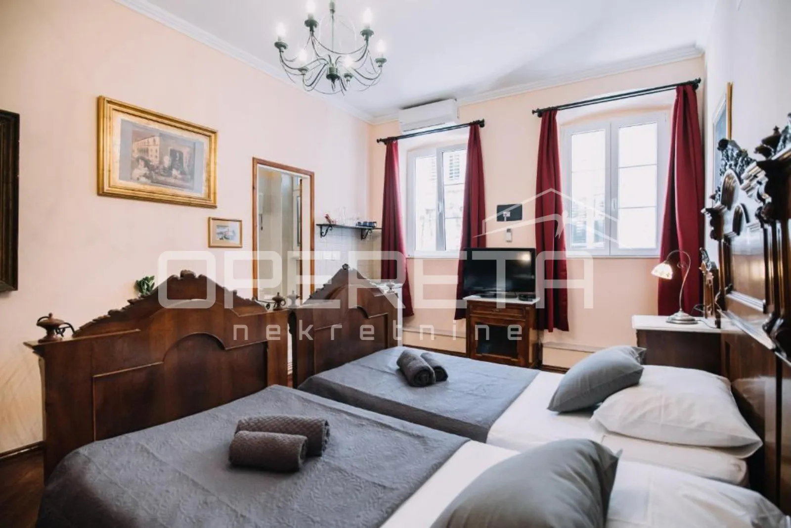 Tri apartmana unutar zidina, 106 m2, Dubrovnik - Stari grad