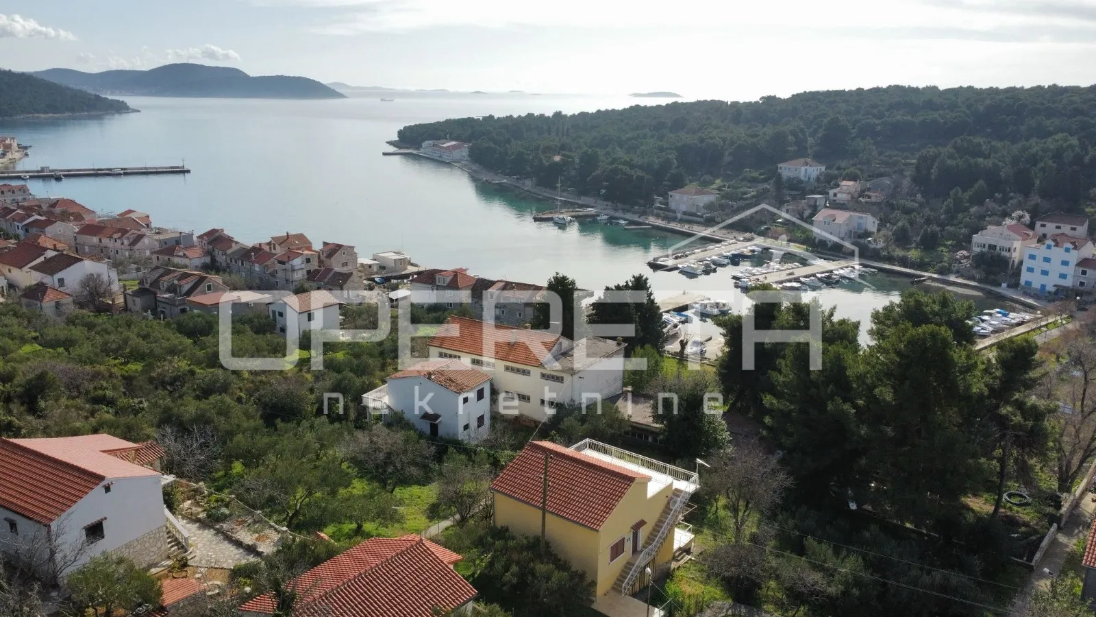 građevinsko zemljište, 637 m2, 100 m do mora, otok prvić - slika 3