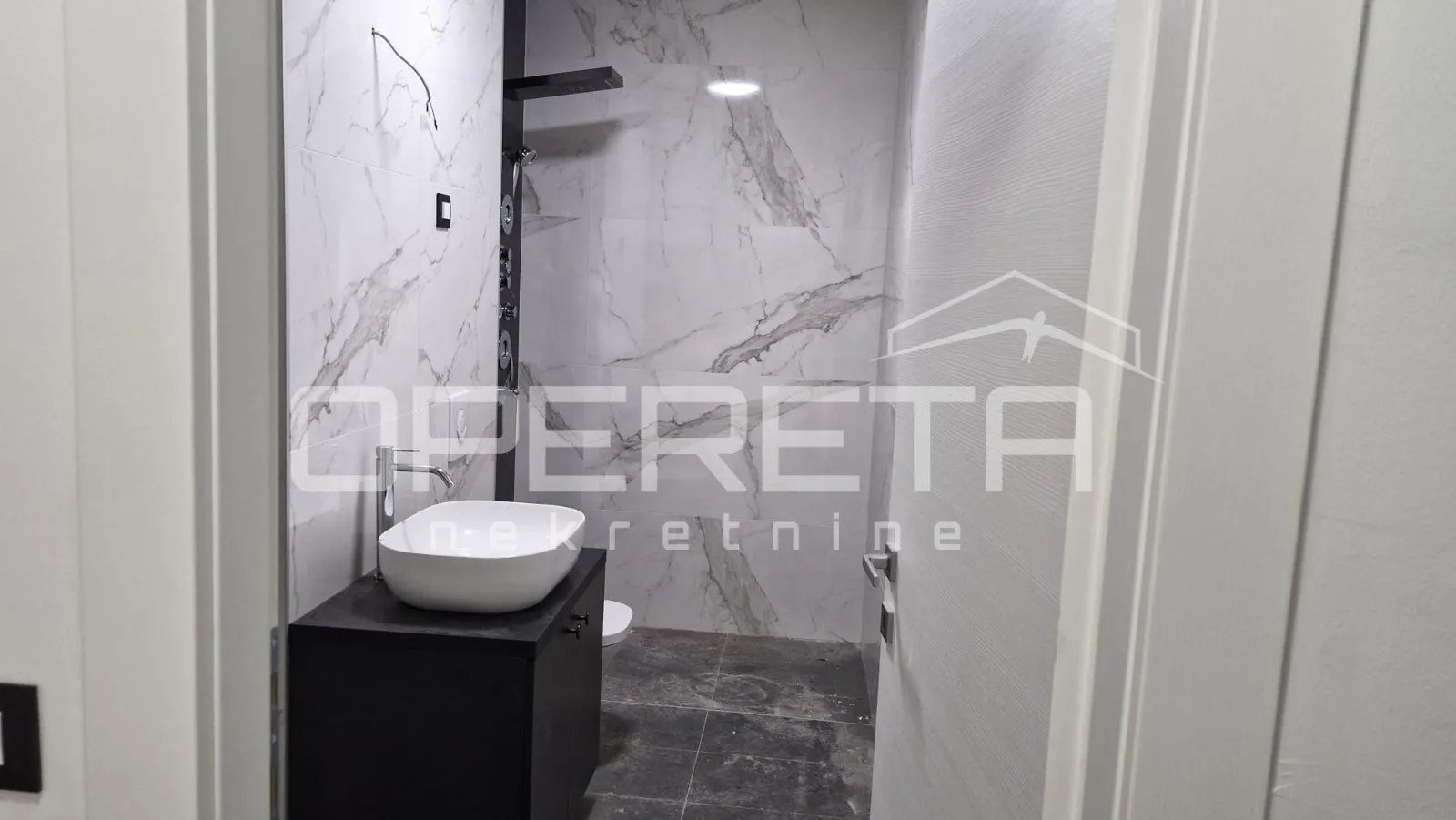 udoban i funkcionalan stan od 52,80 m2 u srcu gruža – idealan za obitelj - slika 18
