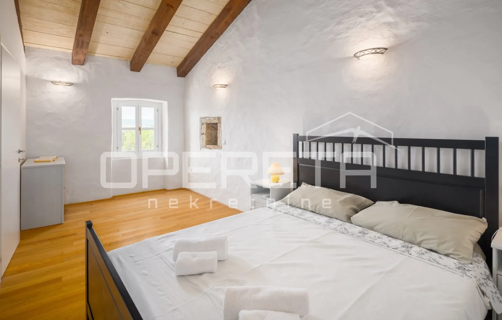 prodaja, kuća, motovun, motovun, samostojeća, 220m2 - slika 32