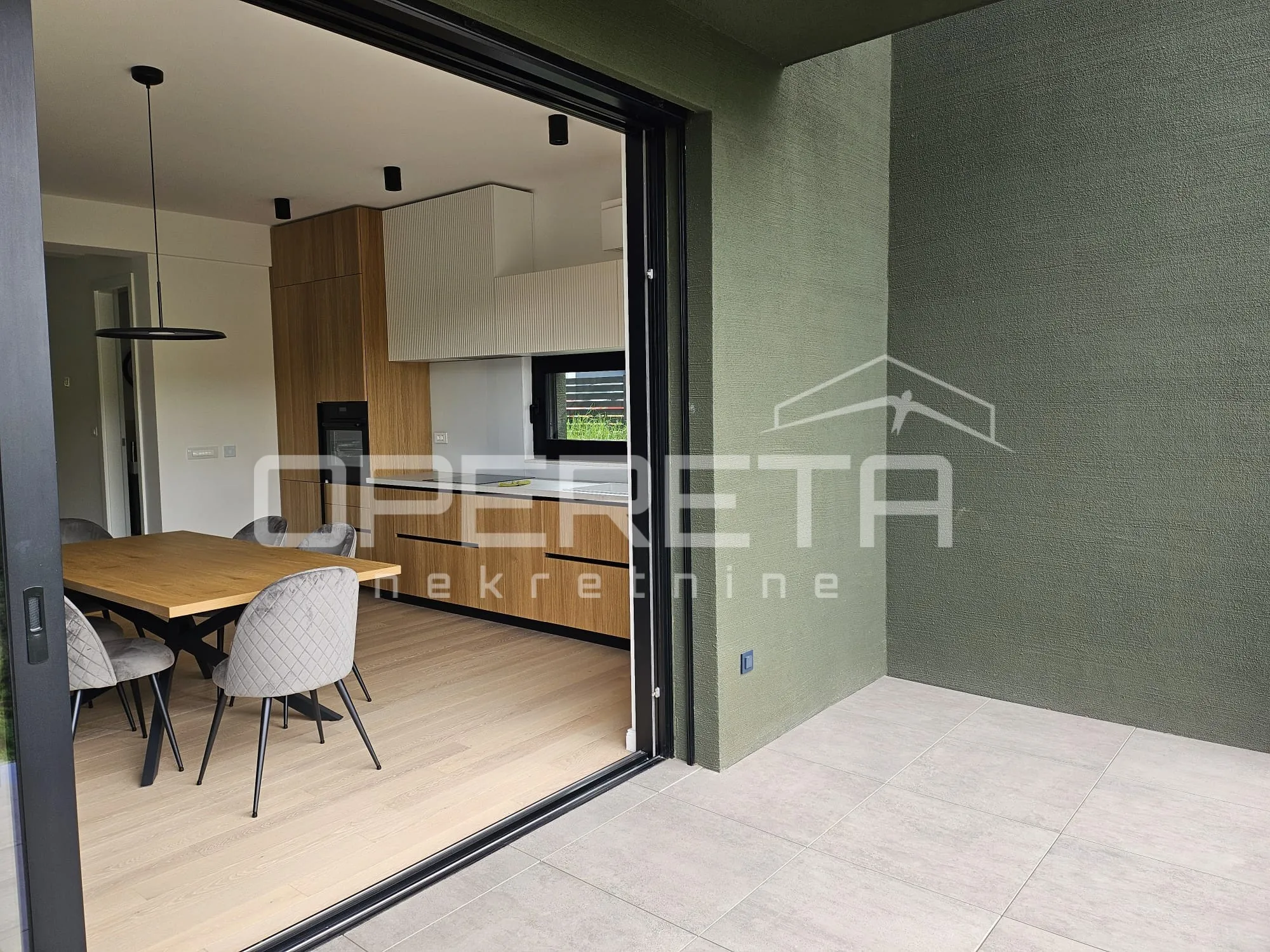 najam, stan, kvatrić, srebrnjak 315m2, (204 m2 netto) - slika 6