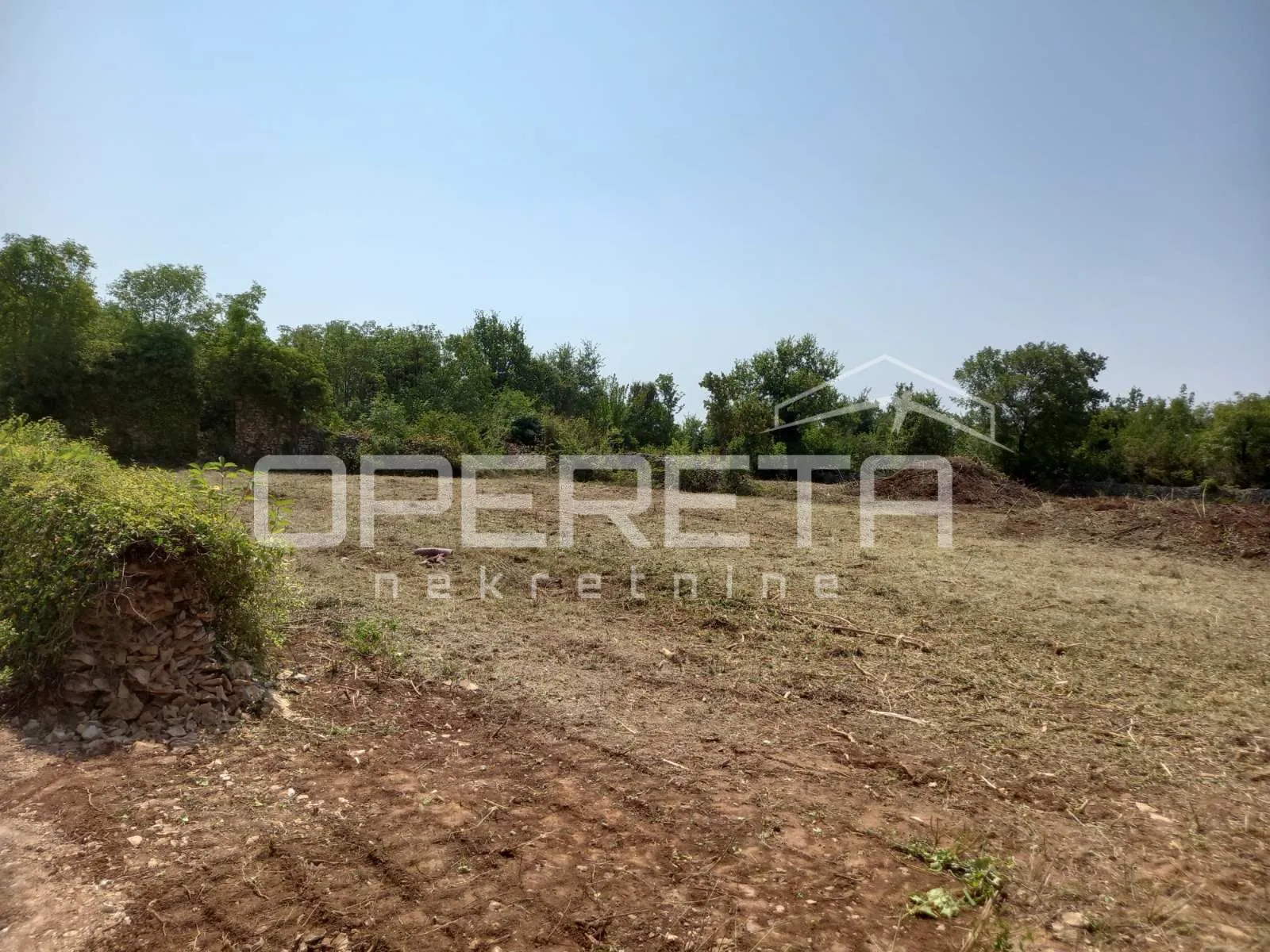 građevinski teren 380 m² u pinezićima (struja, voda, uredan put i vlasništvo) - slika 3