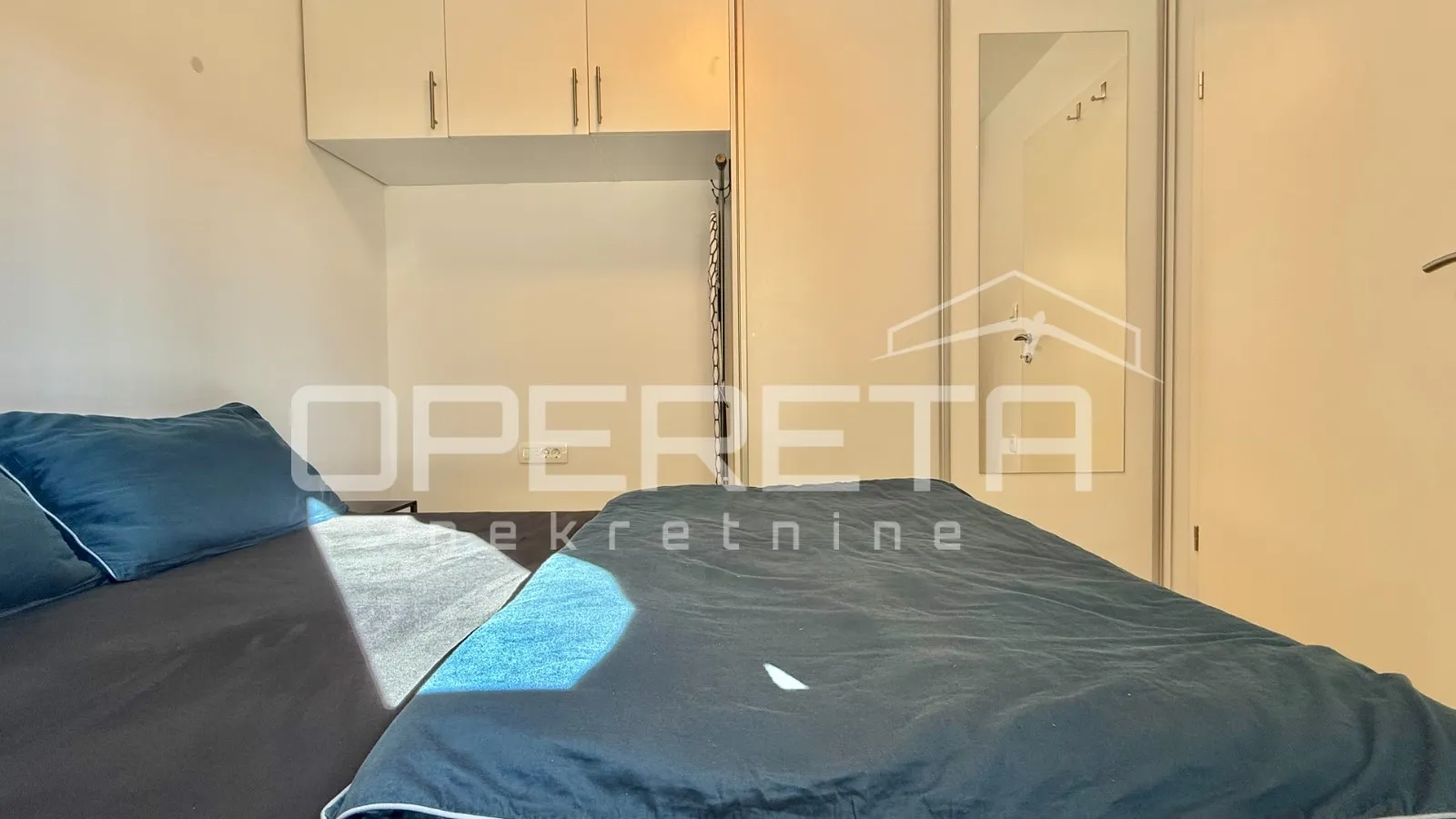 vir – samostojeća kuća s četiri moderno uređena apartmana, 170 m² - slika 25
