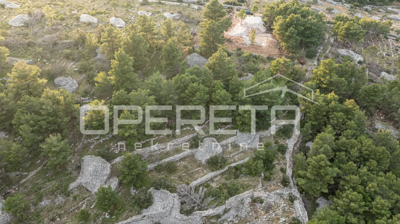 poljoprivredno zemljište od 8172 m2, otok brač - slika 9