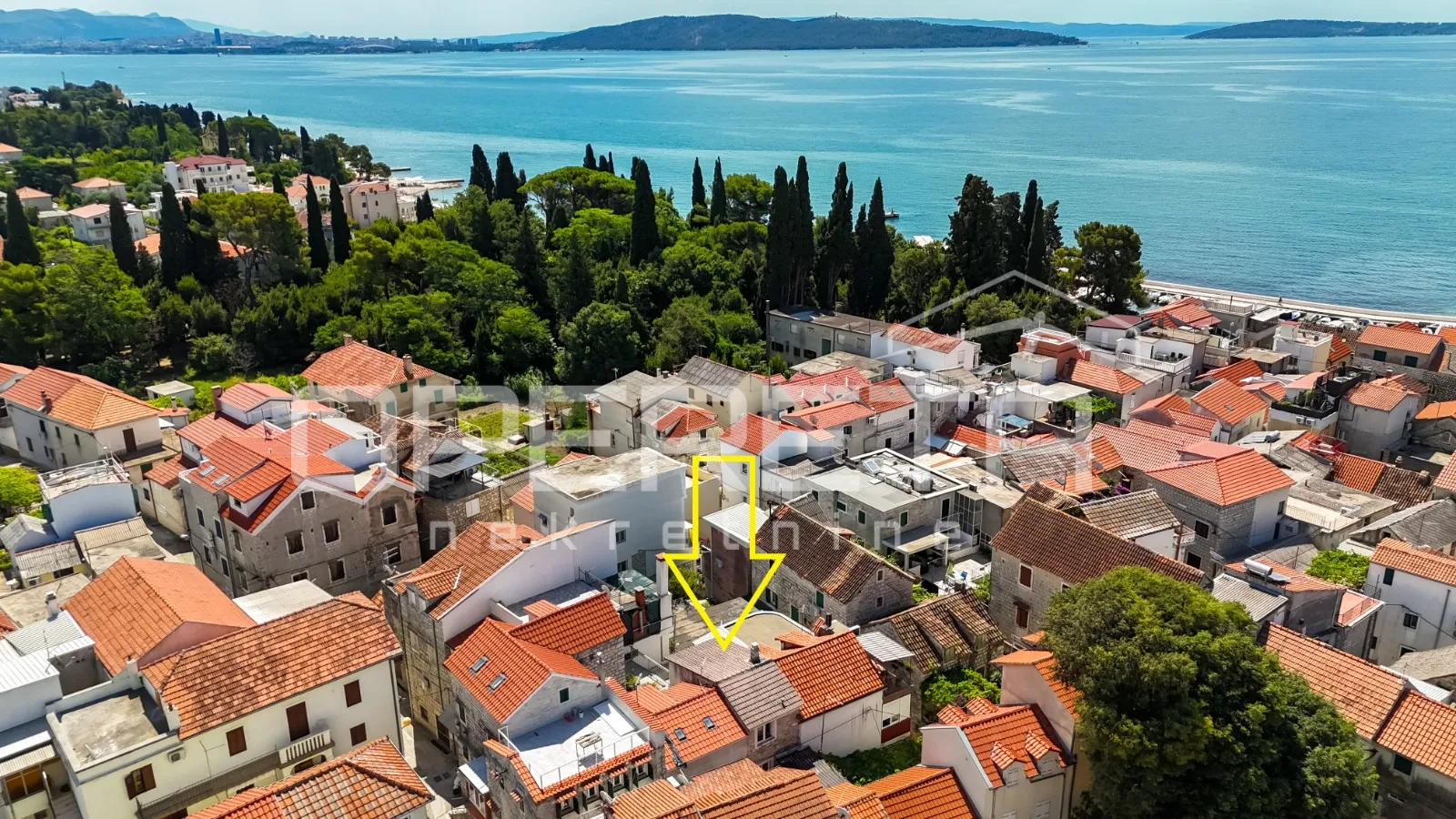 kuća u nizu u staroj jezgri, kaštel lukšić, 90 m2 - slika 6
