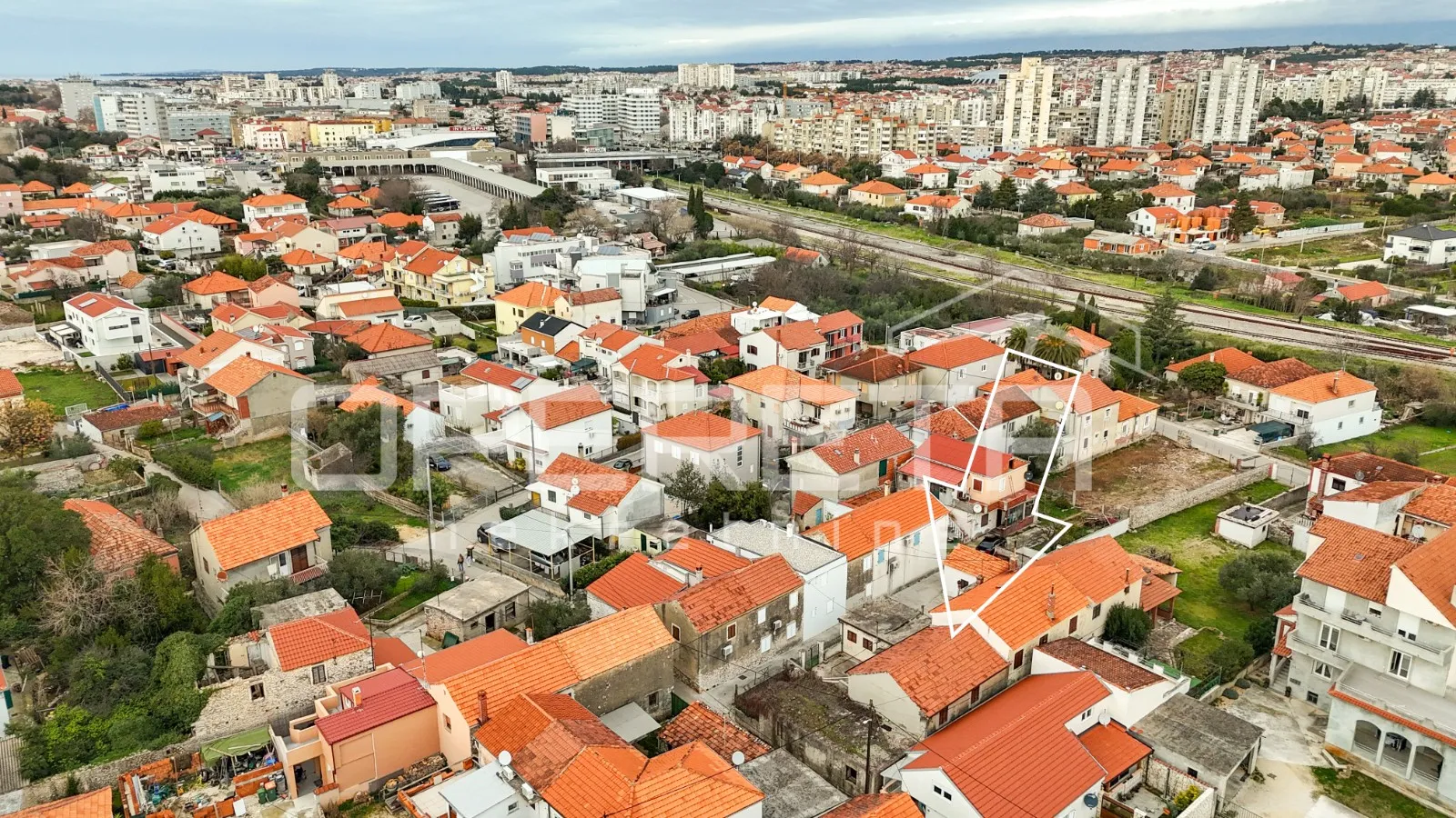 kuća s 2 stana i pomoćnim objektom, 190 m2, arbanasi, zadar - slika 24