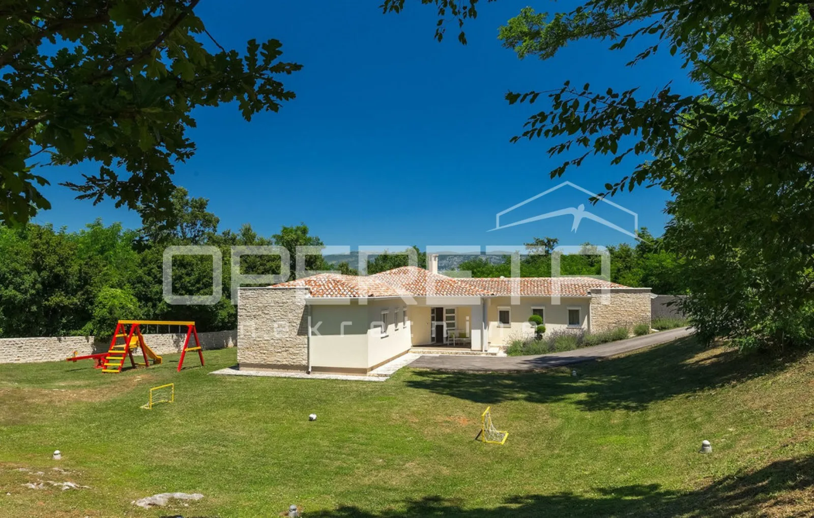 istra, labin, predivna kuća sa bazenom na zemljištu od 4261 m2, mirna lokacija - slika 15