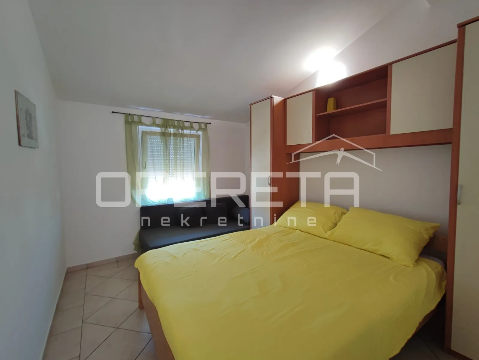 apartmanska kuća s četiri stambene jedinice, 190 m², vir - slika 42