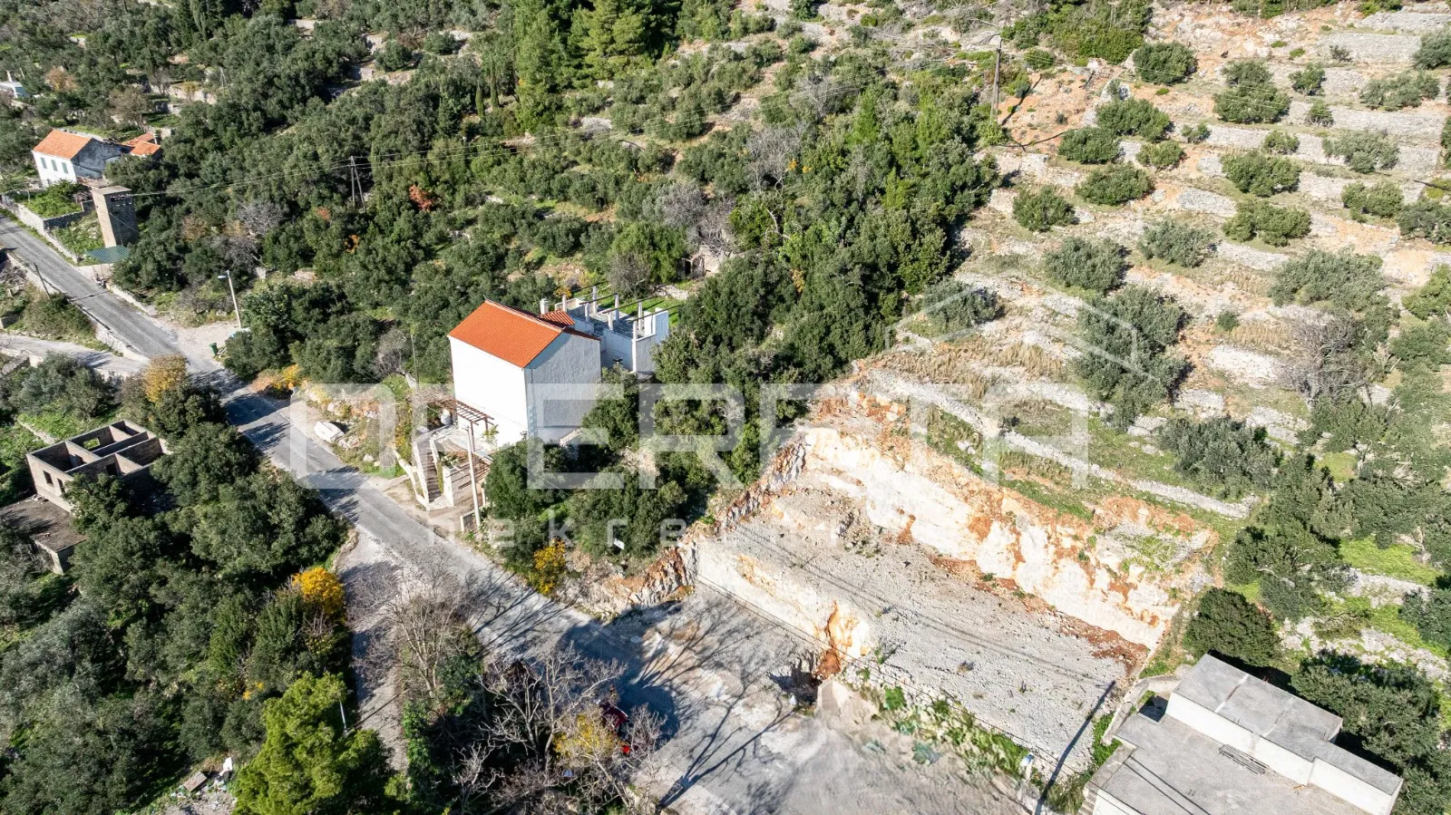 zemljište od 1108m2 s pogledom na more, babino polje, mljet - slika 3